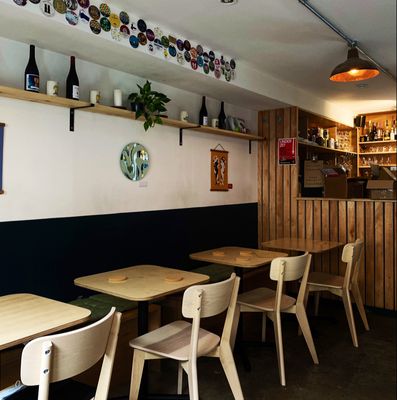 Vine Street Tap + Bottle