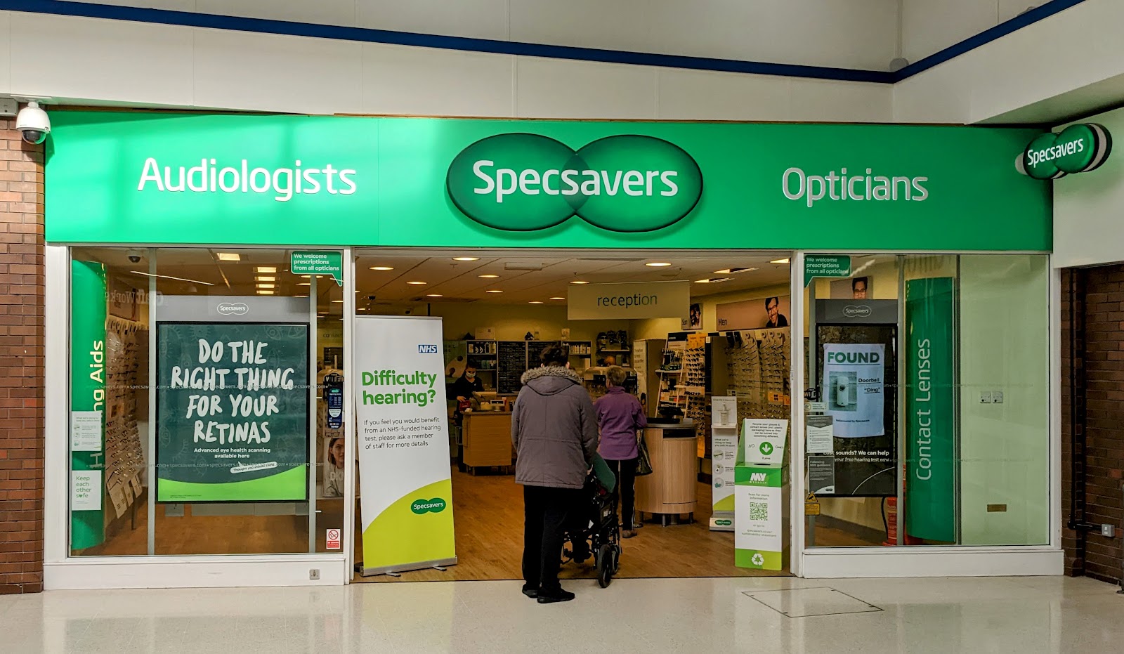 Specsavers Opticians and Audiologists - Buxton