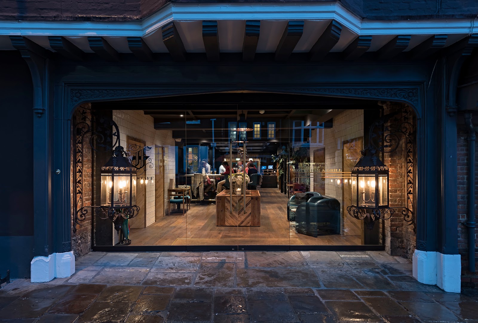 The Falstaff Cocktail Bar and Lounge