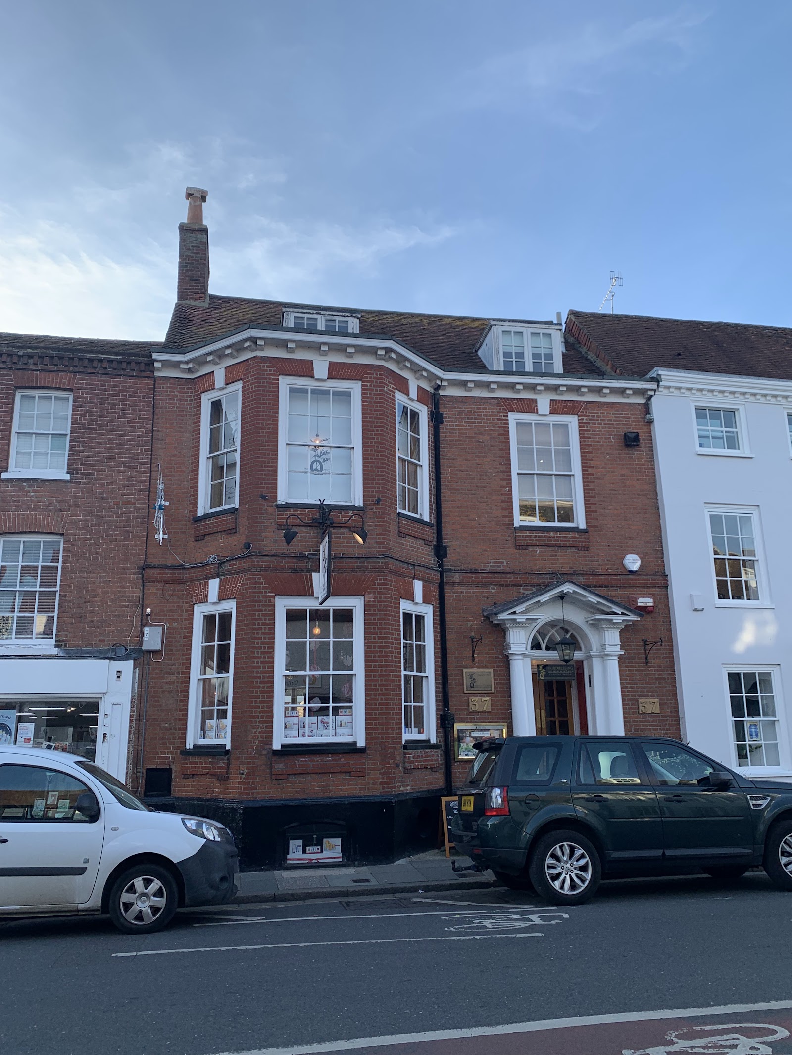 Q Hair & Beauty Chichester