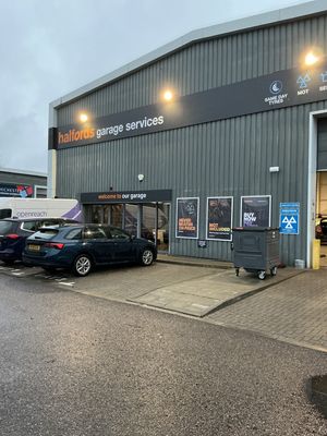 Halfords Halfords Garage Chichester