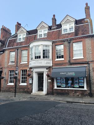 Strutt & Parker Chichester Estate Agents