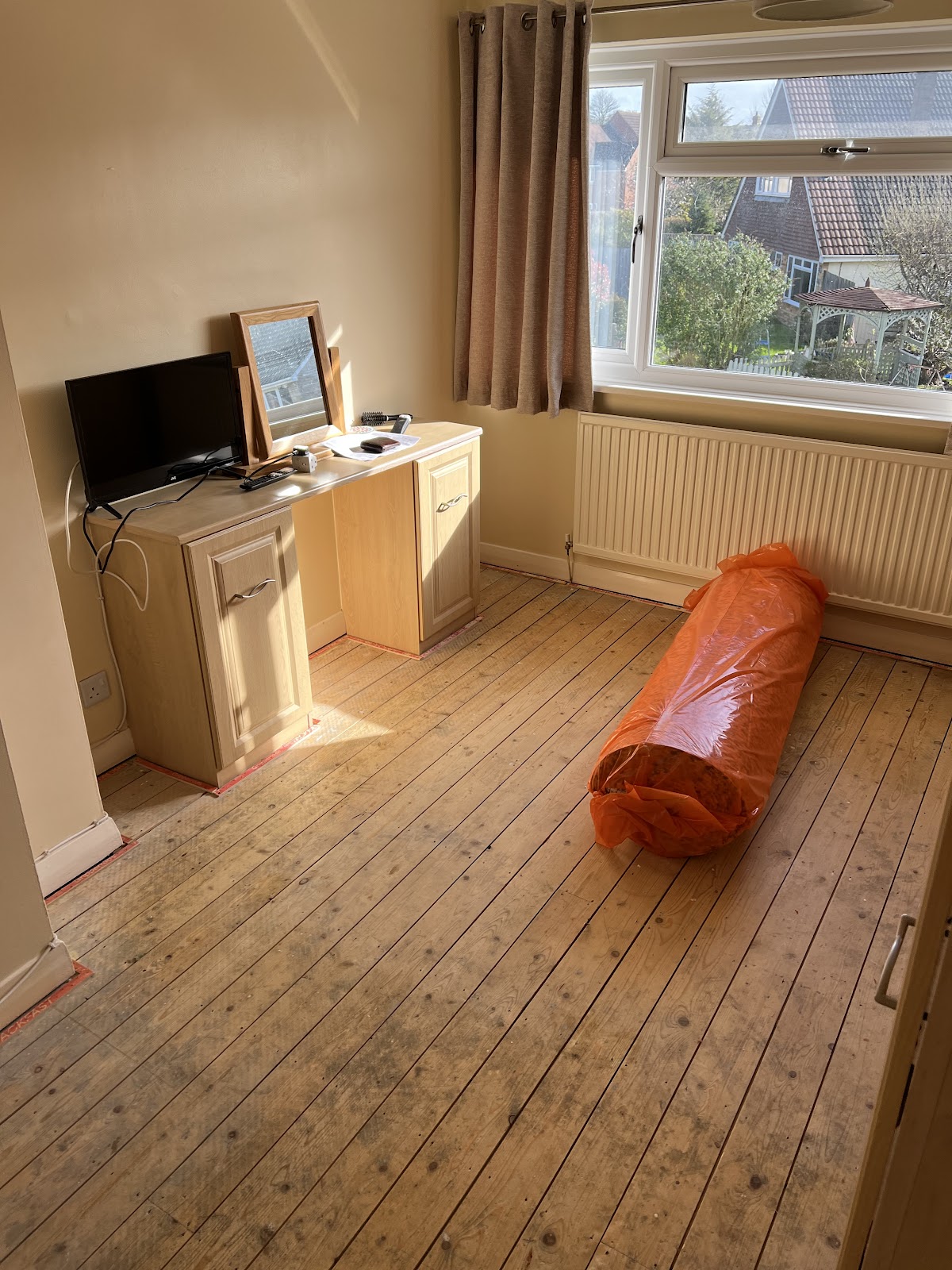 Cosi carpets Wiltshire Ltd