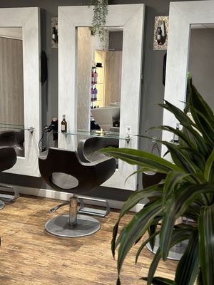 Oasis Hair Studio