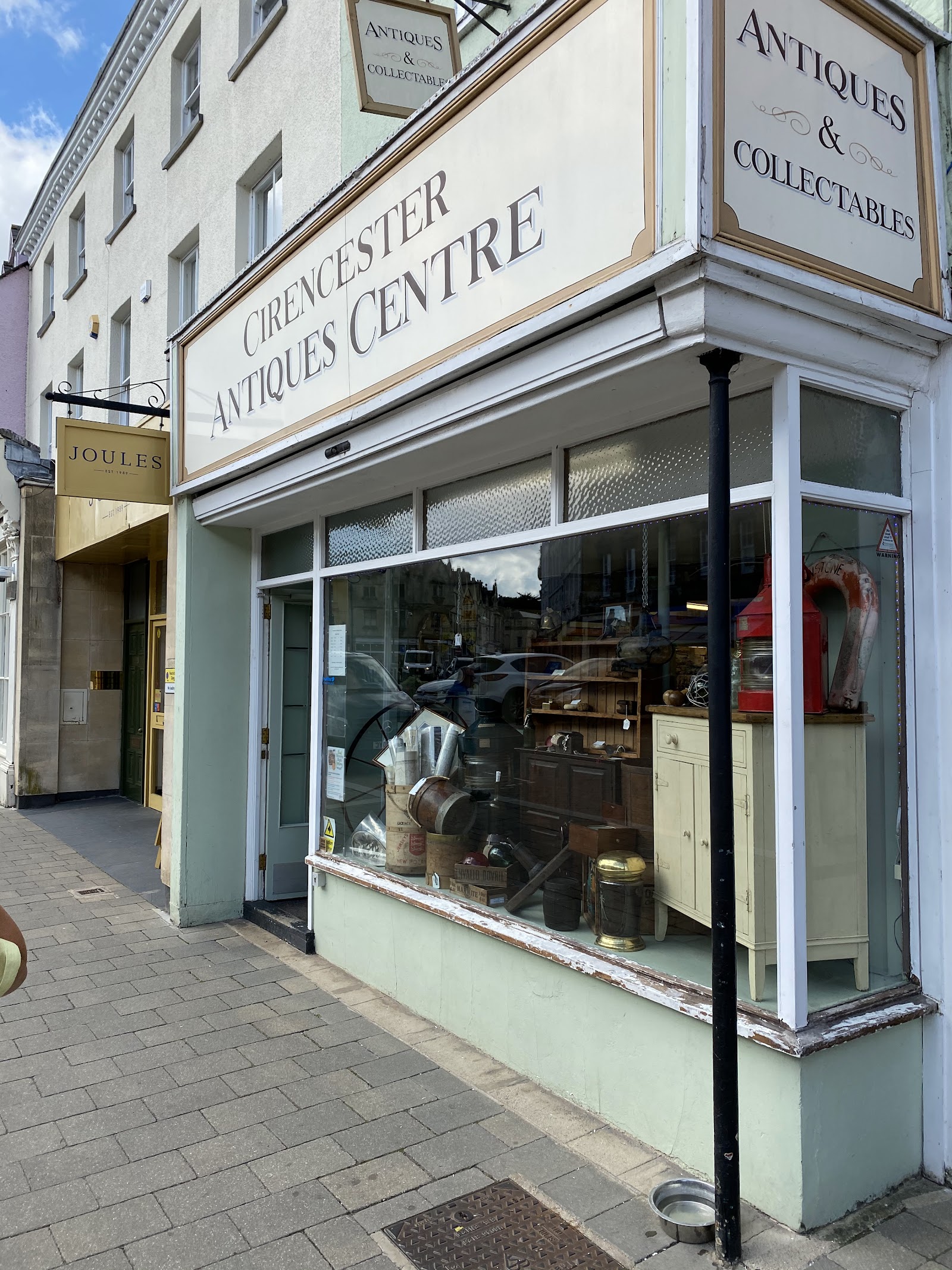 Cirencester Antiques Centre