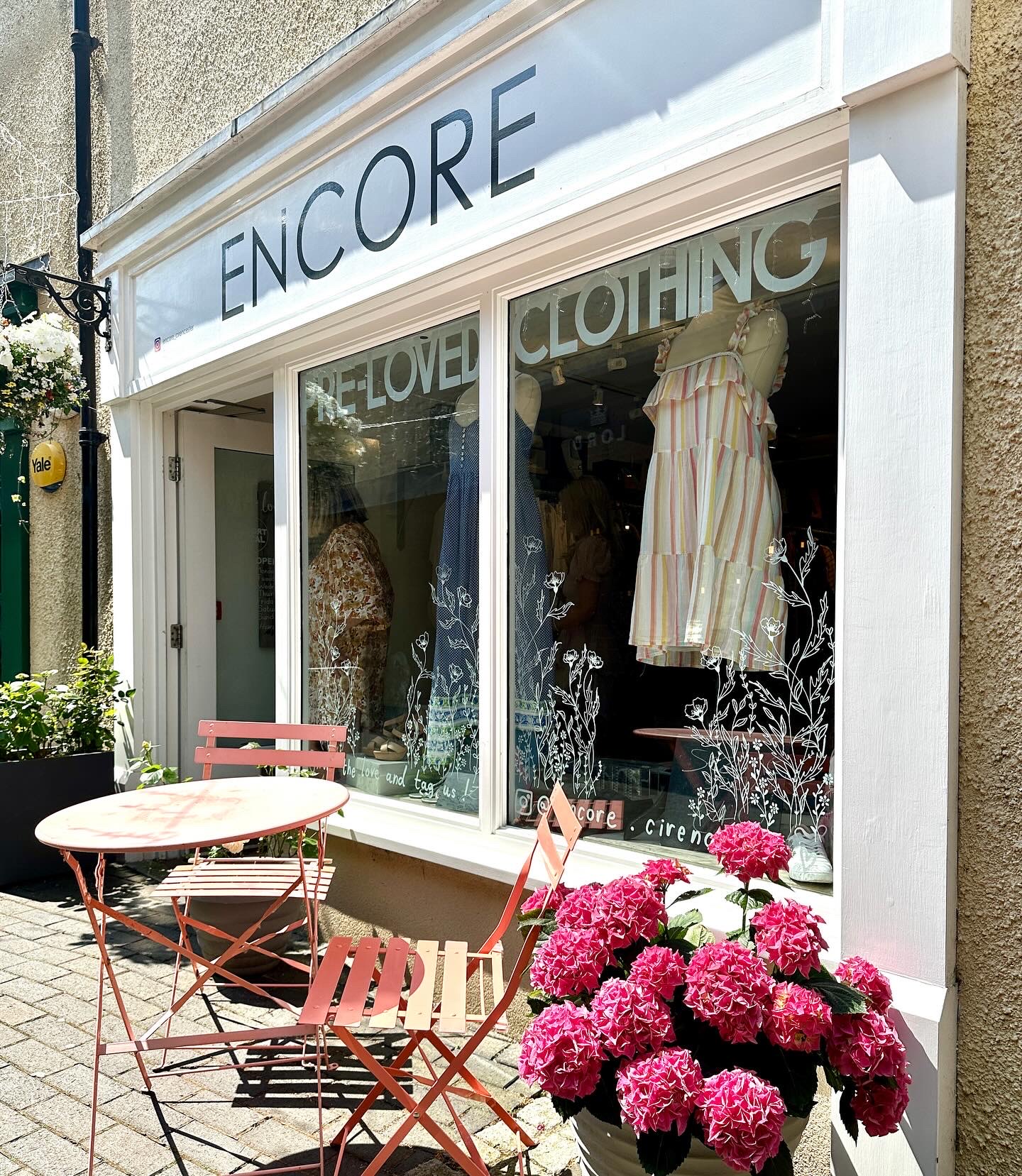 Encore designer clothes agency