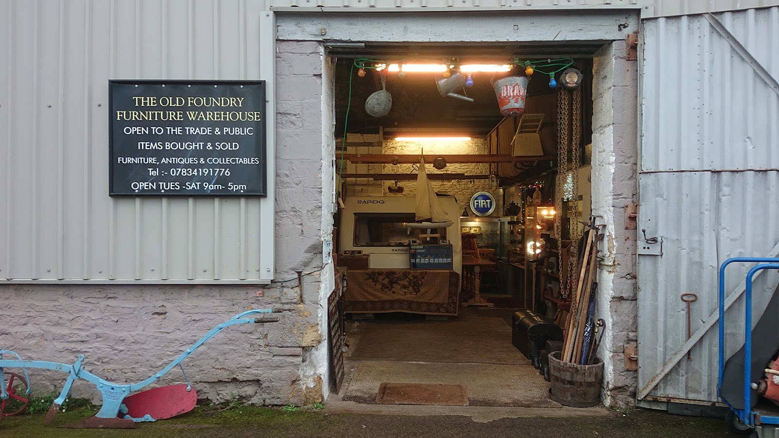 Old Foundry Antiques and Interiors Warehouse