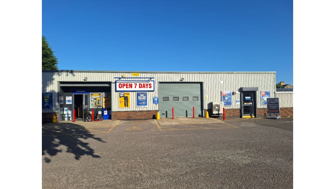 Screwfix Cirencester