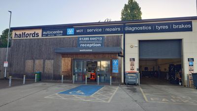 Halfords Autocentre Cirencester