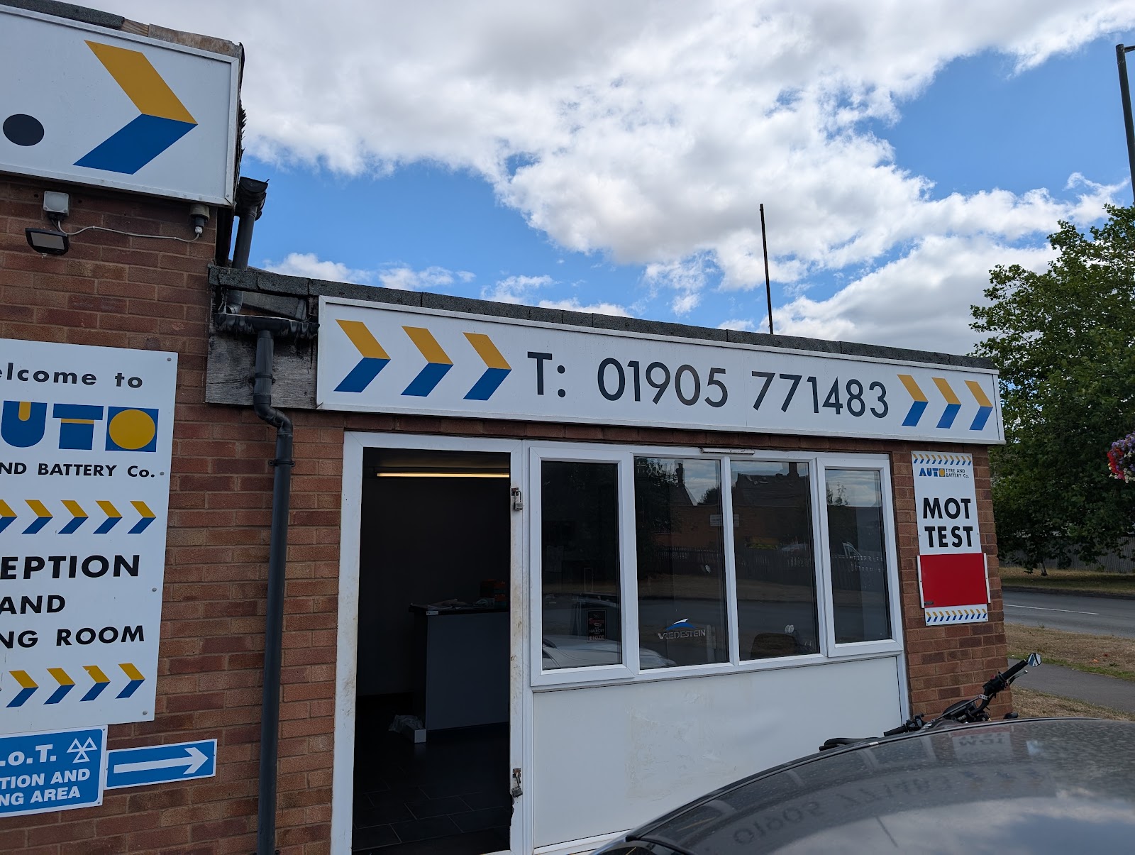Auto Tyre & Battery Droitwich