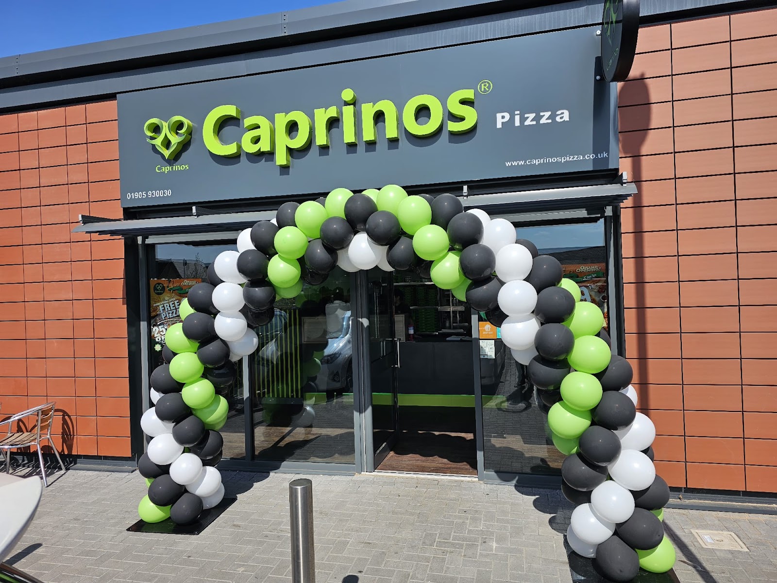Caprinos Pizza Droitwich