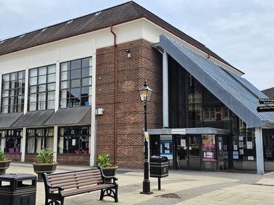 Droitwich Spa Library