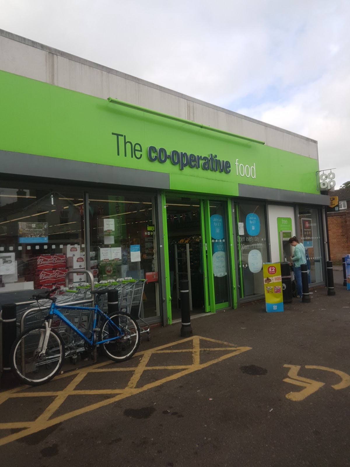 Co-op Food - Farnborough - Queens Road