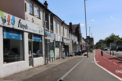 Floyds Office Furniture