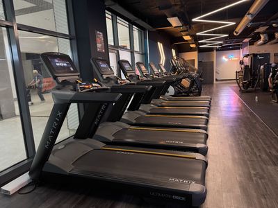 Jetts 24HR Gym Farnborough