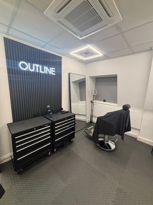 Outline Barbershop