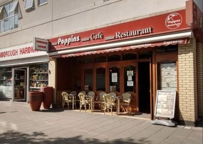 Poppins Restaurant & Cafe - Farnborough