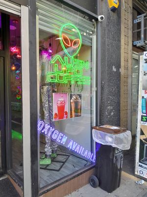 ALIEN UFO COFFEE - Purple Tea - Cakes - Milkshakes - Cookies - Mocktails -