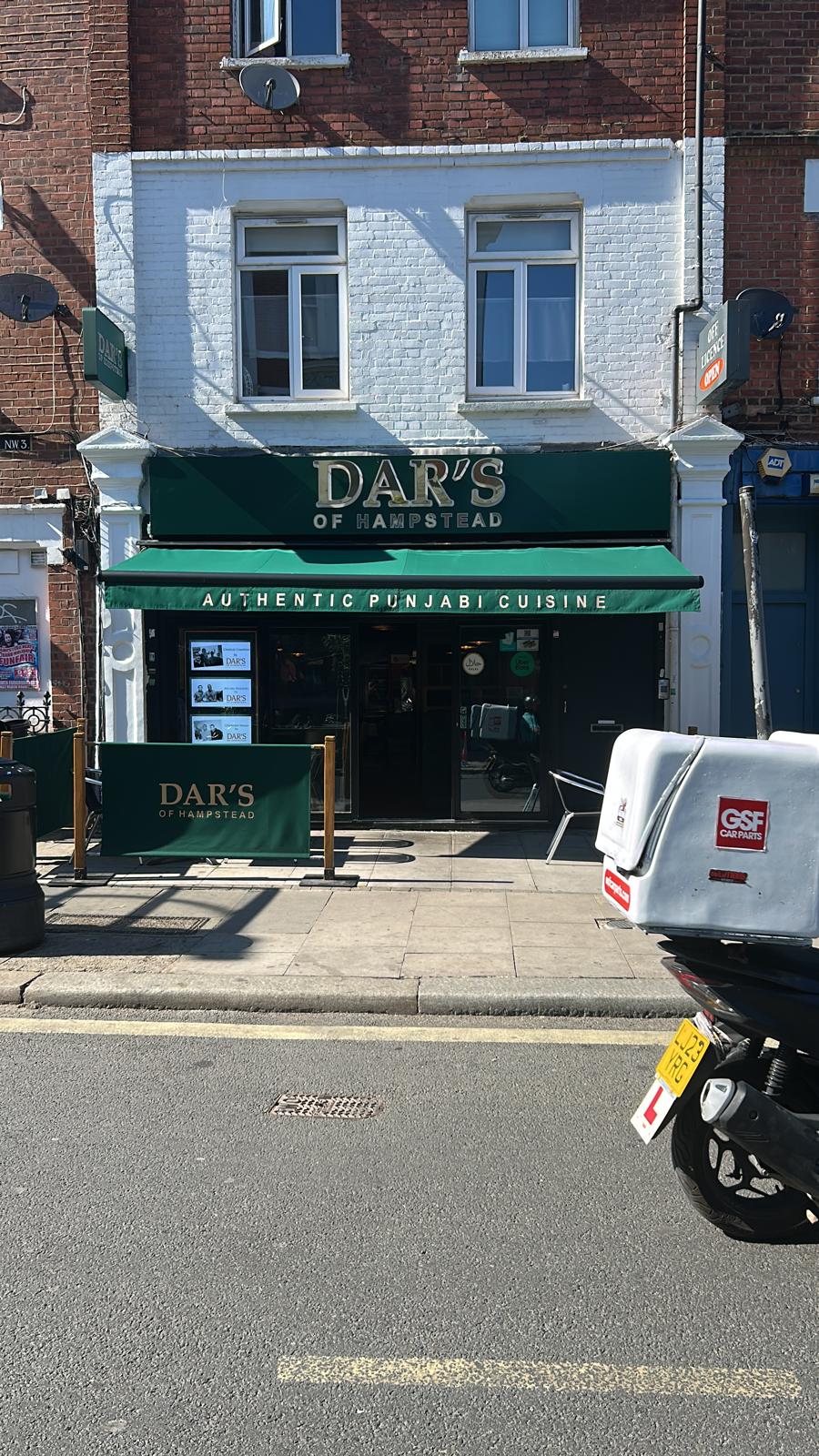 Dar's Grill