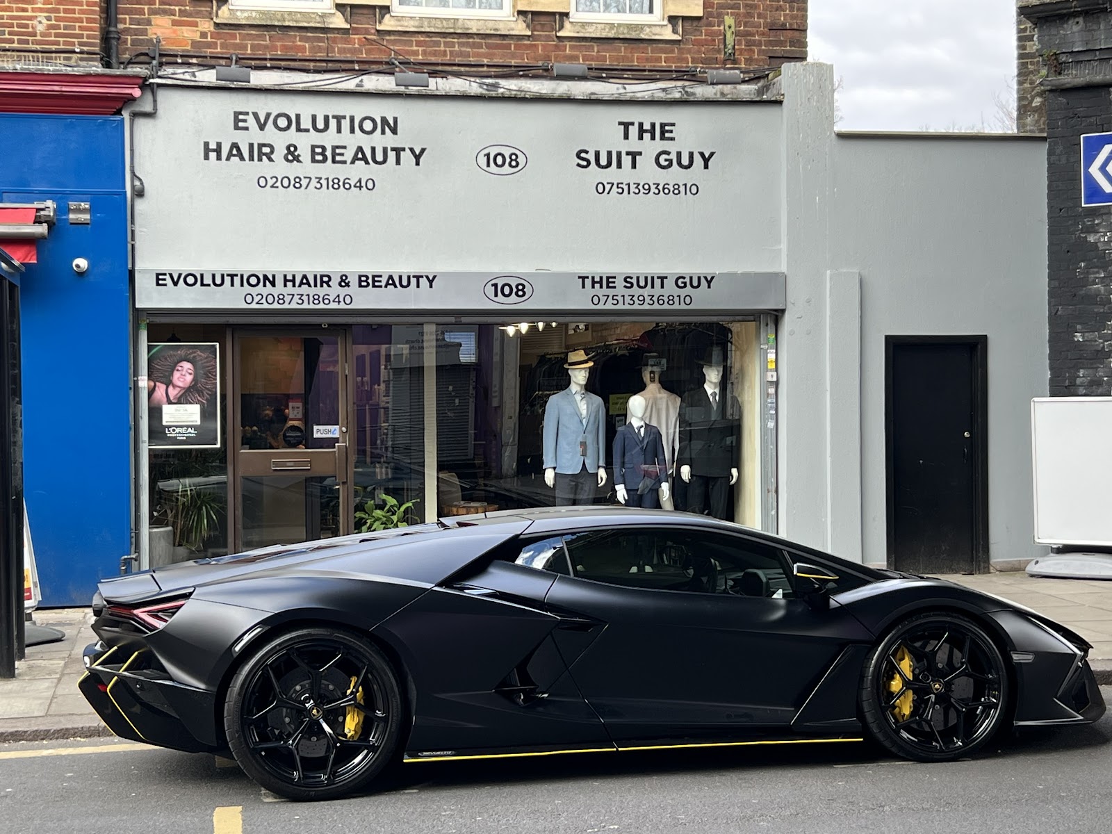 Gold’s Menswear / The Suit Guy Specialist’s In Menswear Clothing And Shoes