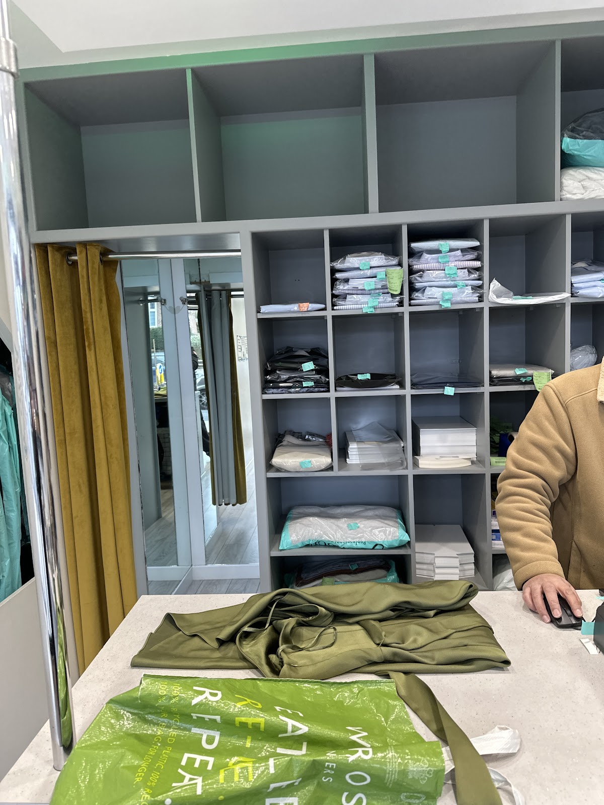 Jacksons Dry Cleaners