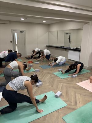 Move with Yuval - Yoga, Pilates reformer, Yin Yoga, workshops, retreats.