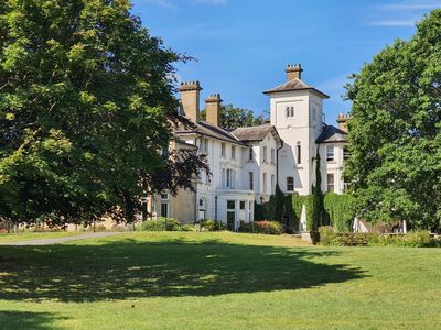 Stephens House & Gardens