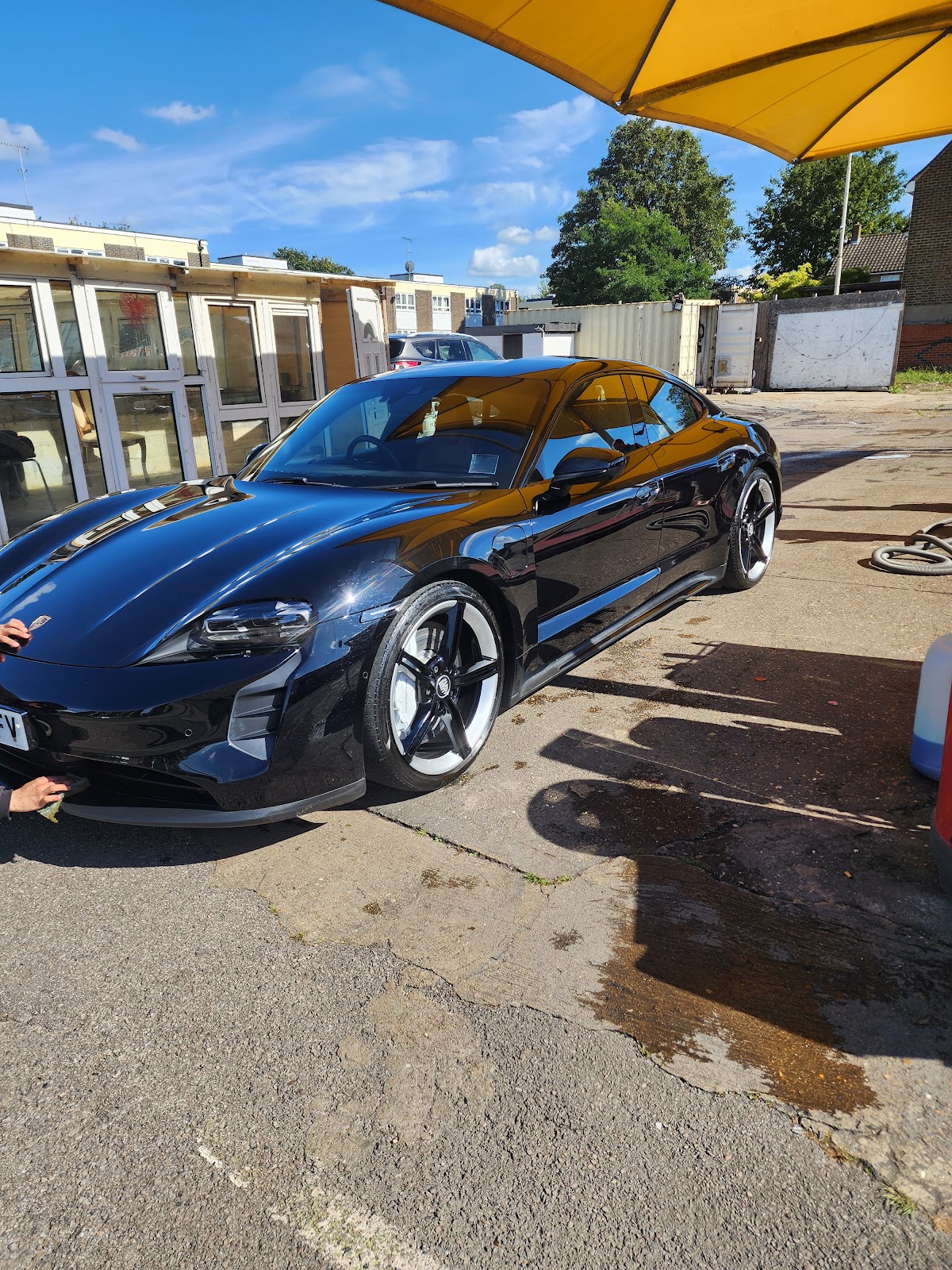 Diamond hand carwash