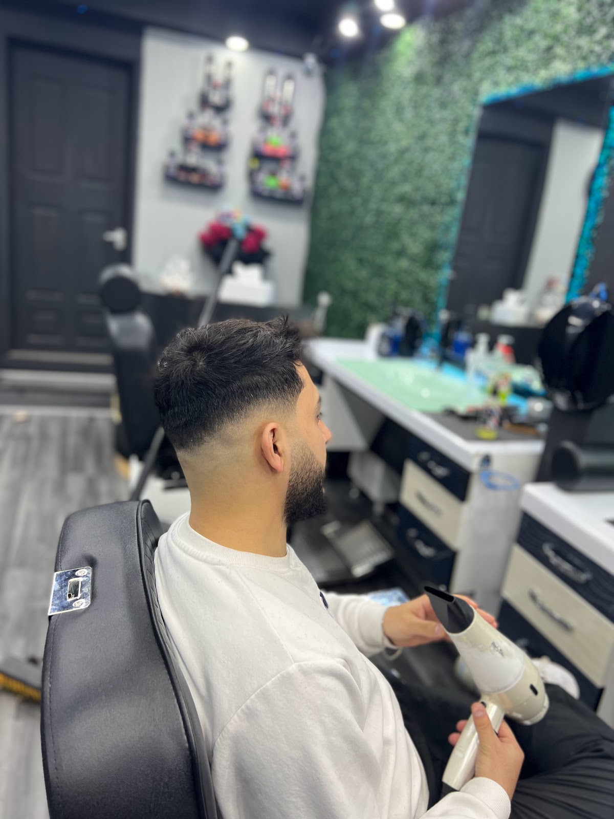 𝐆𝐎𝐋𝐃 𝐒𝐂𝐈𝐒𝐒𝐎𝐑𝐒