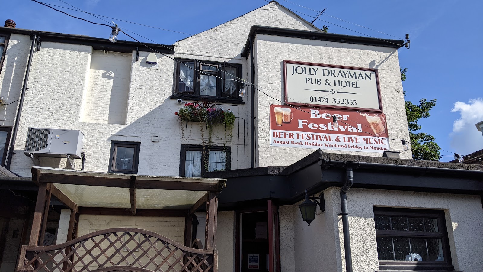 The Jolly Drayman Pub and Hotel