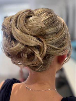 Sarah Daniels Hairstylist