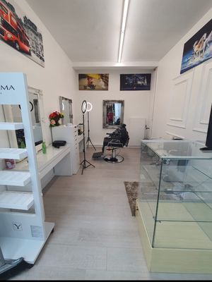YOYA BARBERSHOP