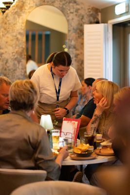 Blossom Bistro by Courtyard