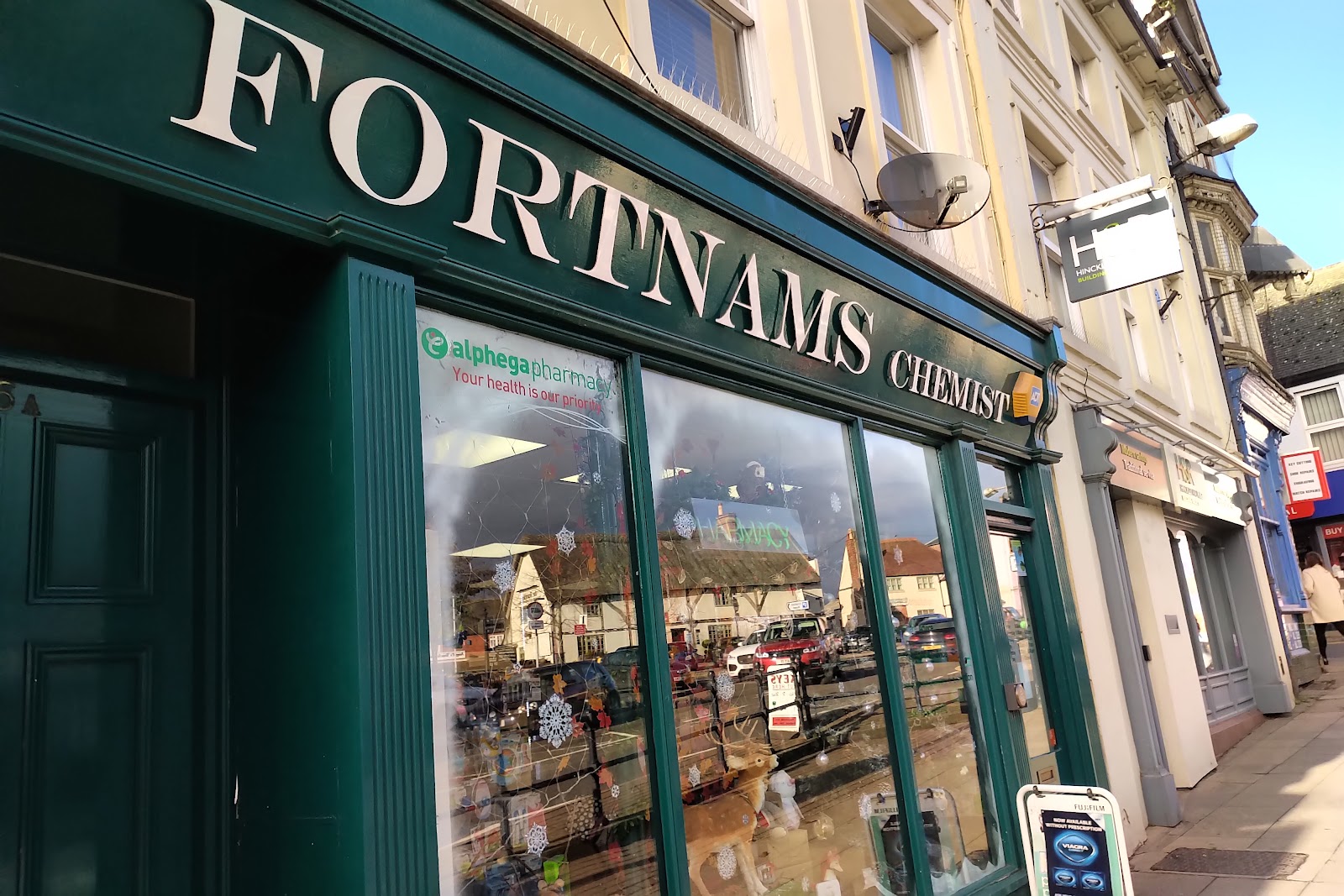 Fortnams Chemist