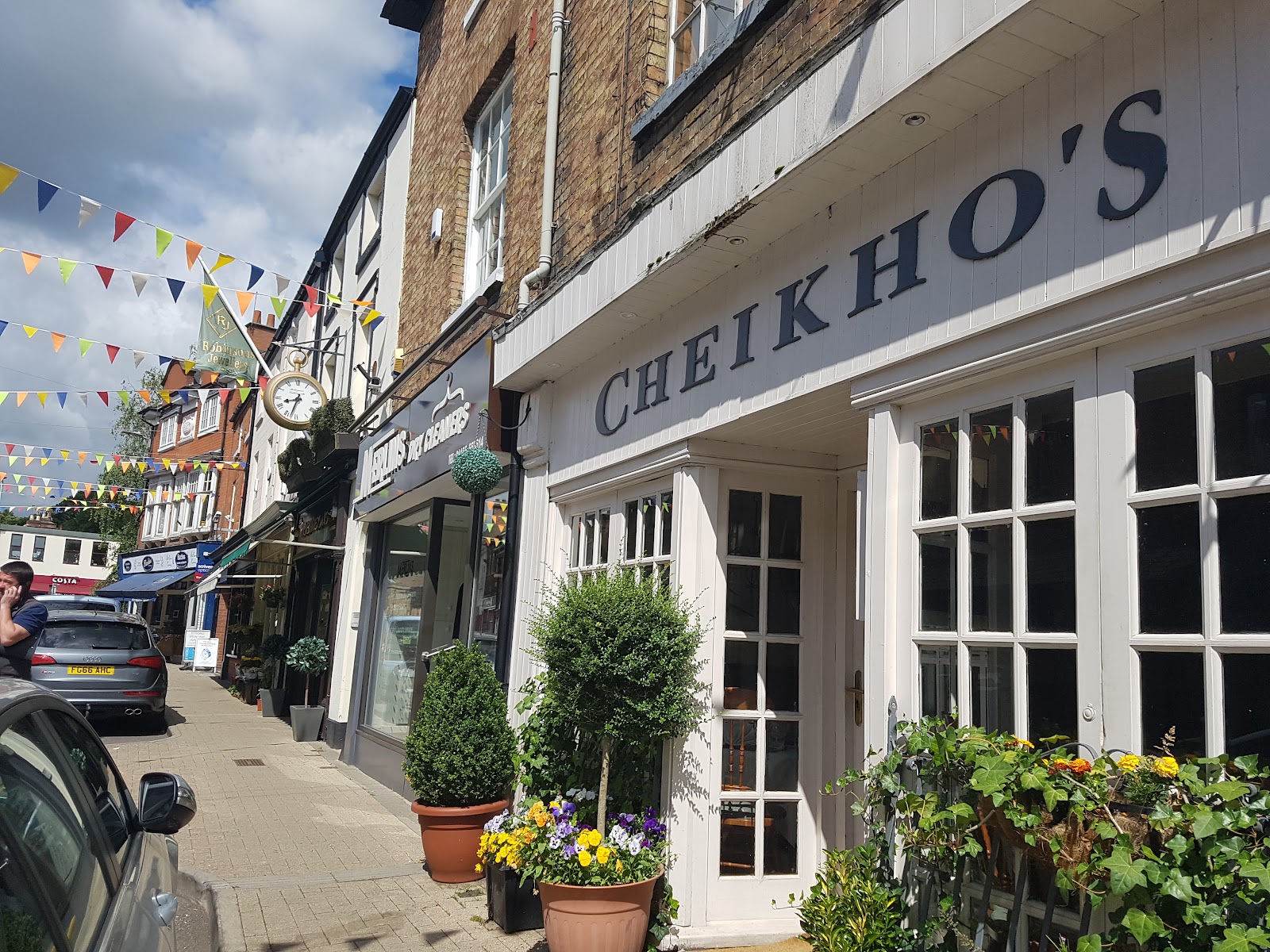 Pro-Vale Pet Supplies (Lutterworth)