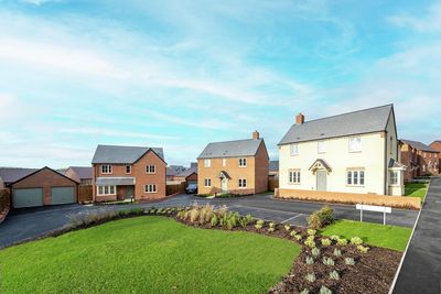 Mulberry Homes - Kingsbury Park