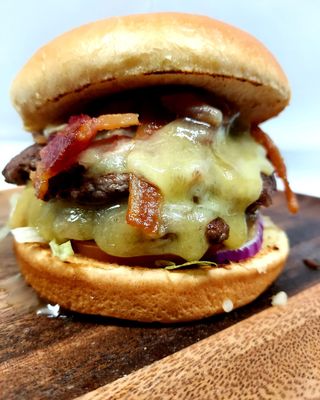 Moo'N'Cluck