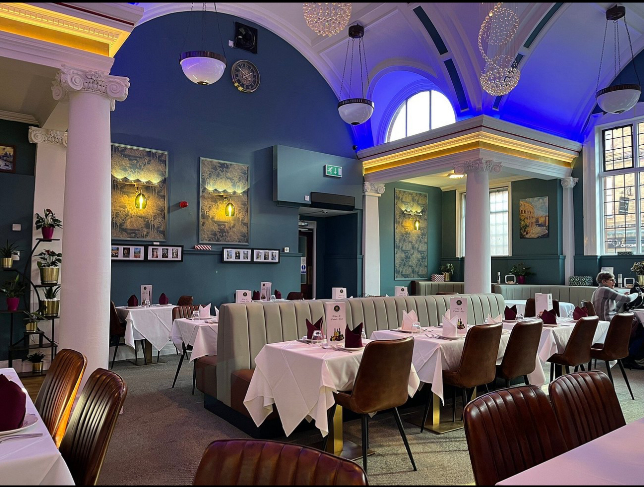 Vault and Vine (Italian Restaurant & Bar)