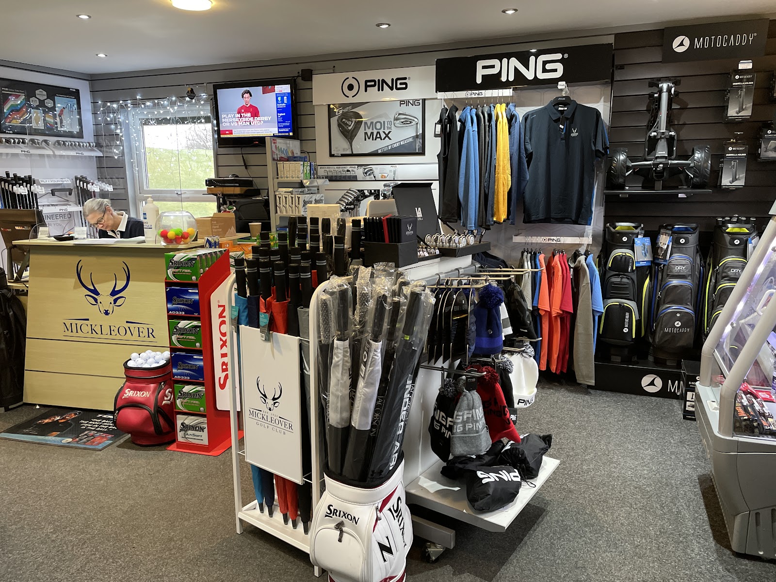 Pro Shop & Golf Studio with Trackman