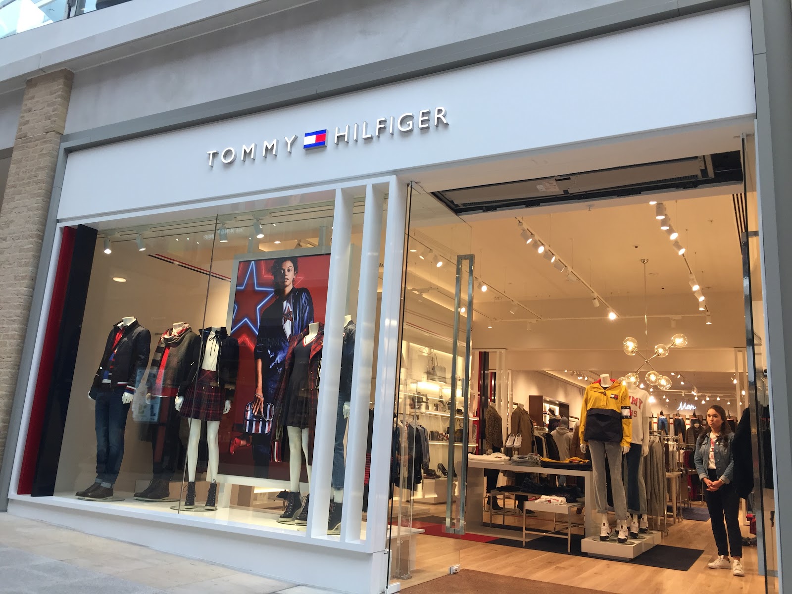 Tommy Hilfiger