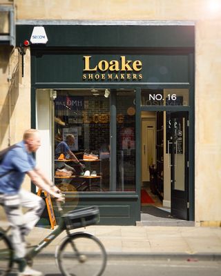 Loake Shoemakers
