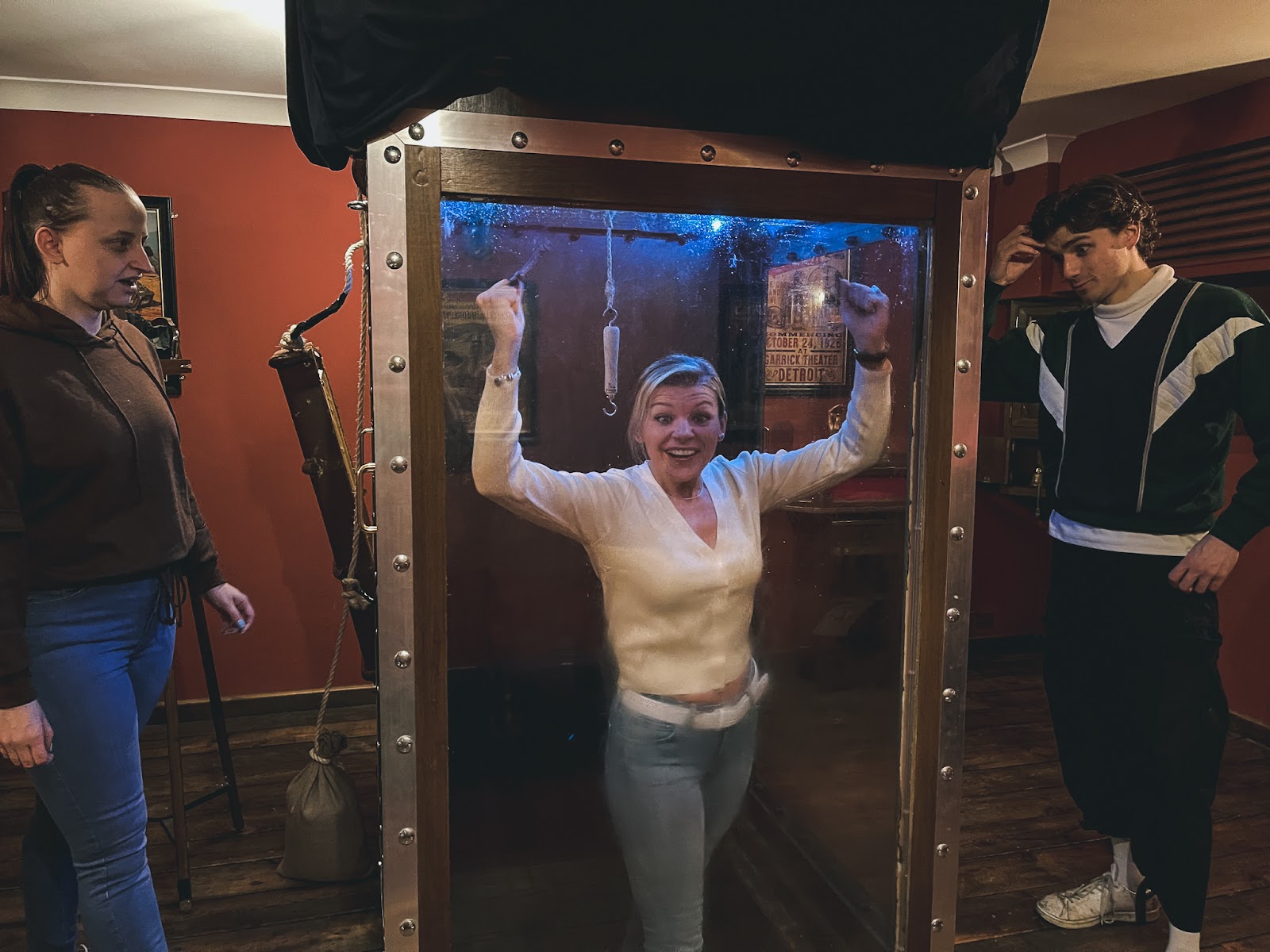 Houdini's Escape Room Experience - Bristol