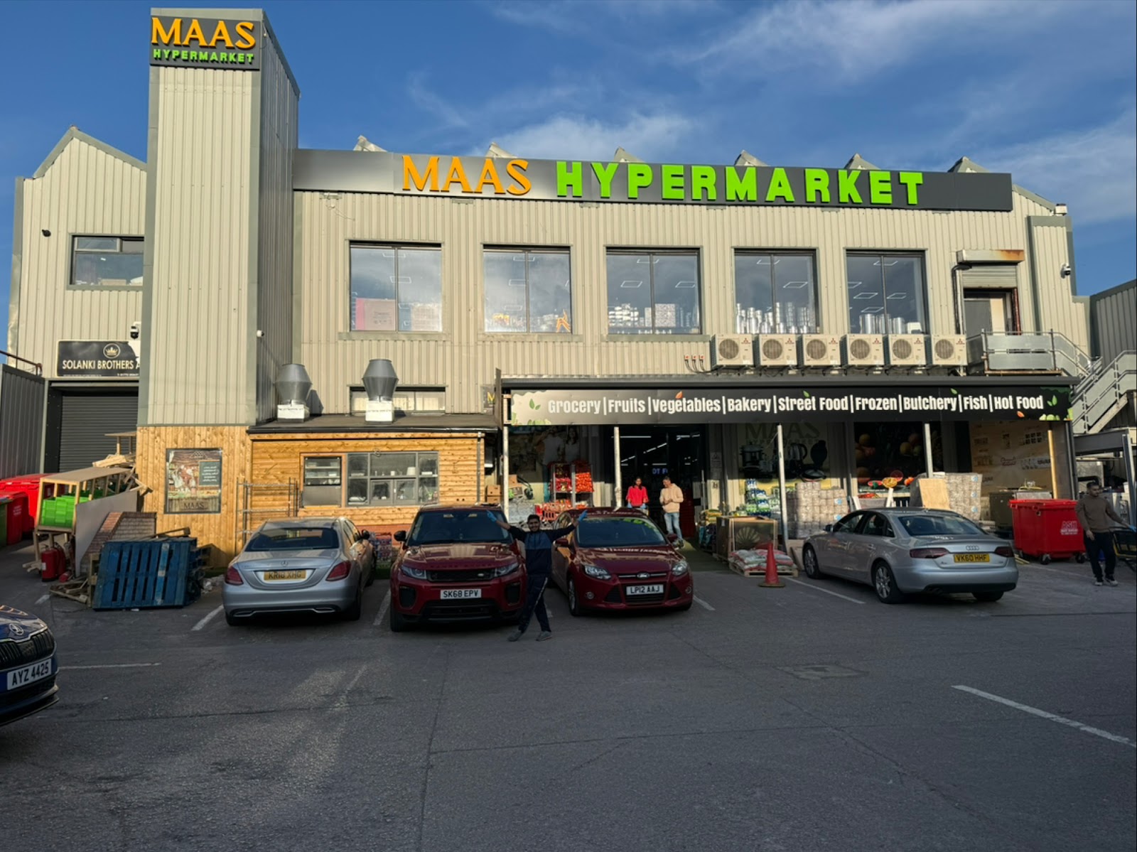 MAAS Hypermarket