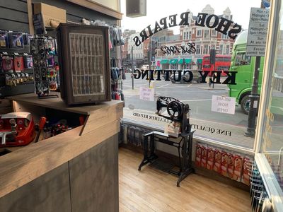 Cobblers of Putney Est 1962