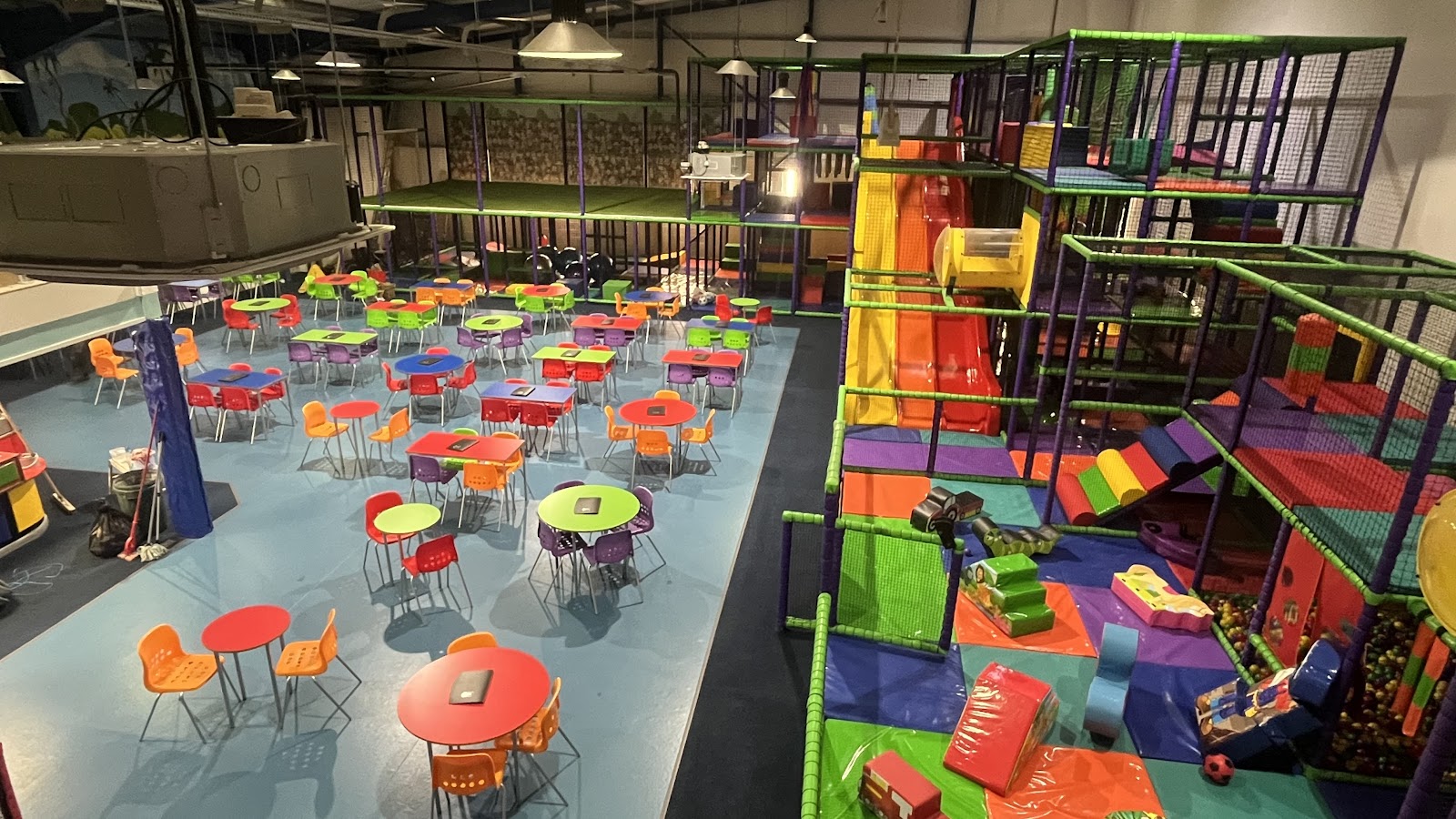 SQUIGGLES PLAYDEN (RETFORD)