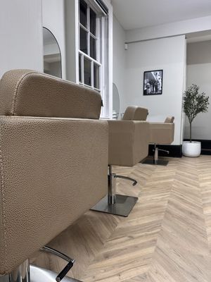 Ashton Poole hair studio