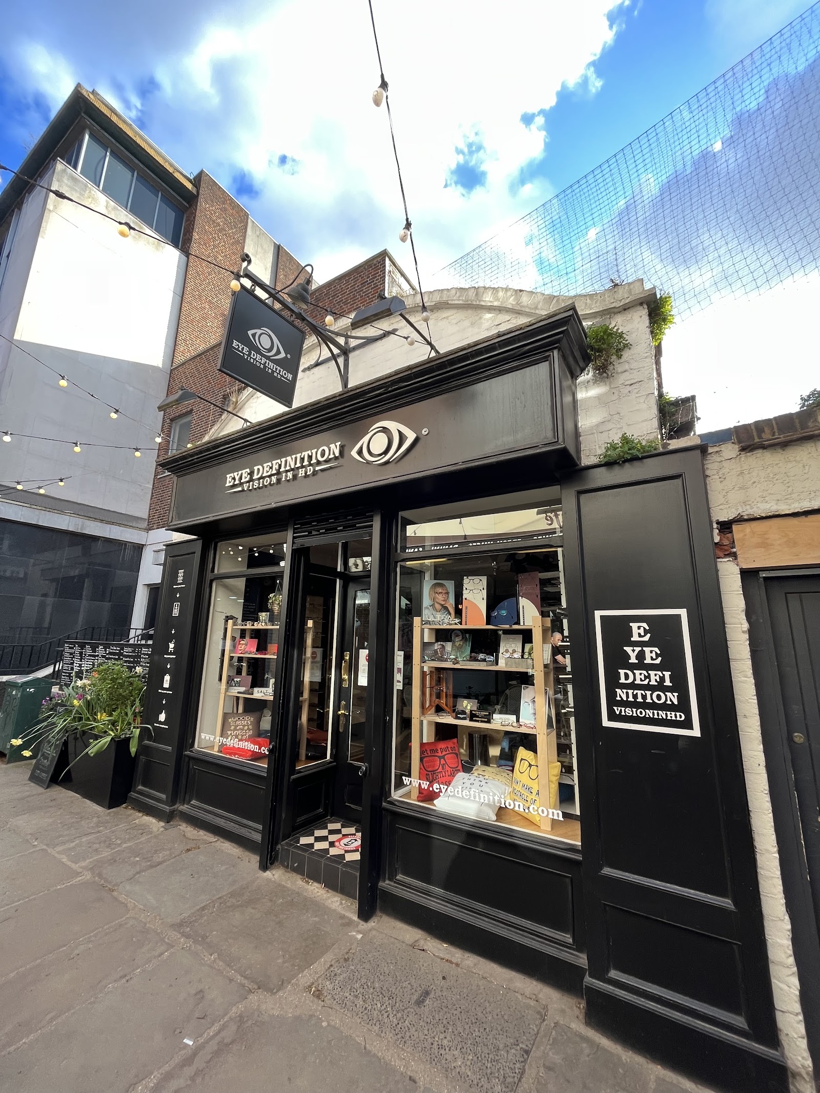 Eye Definition - vision in HD