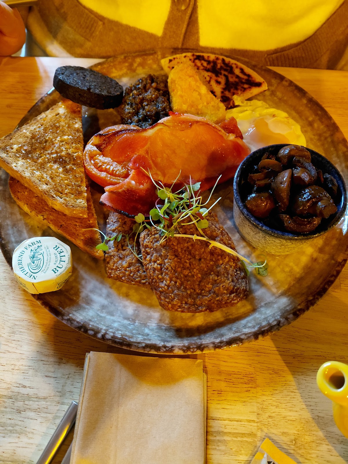 Vintage Vault Complex