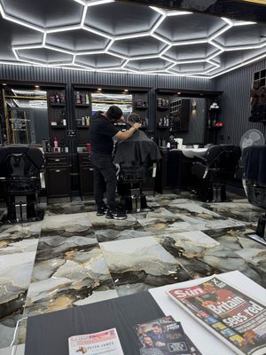 The barber chop Rothwell