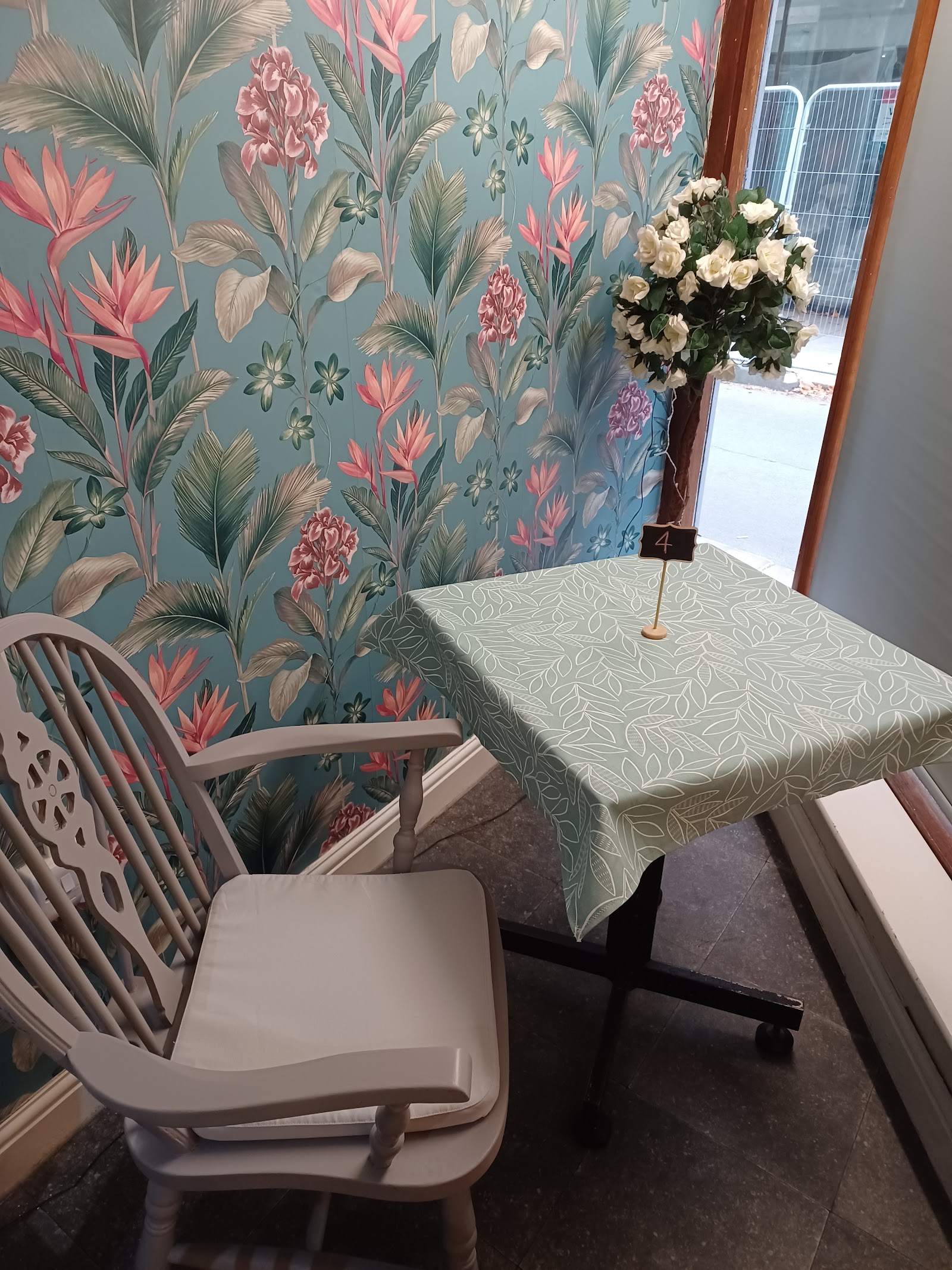 Crafty Cat Tea Lounge